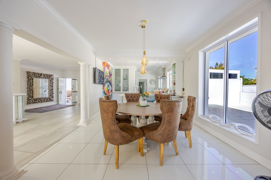 5 Bedroom Property for Sale in Milnerton Central Western Cape